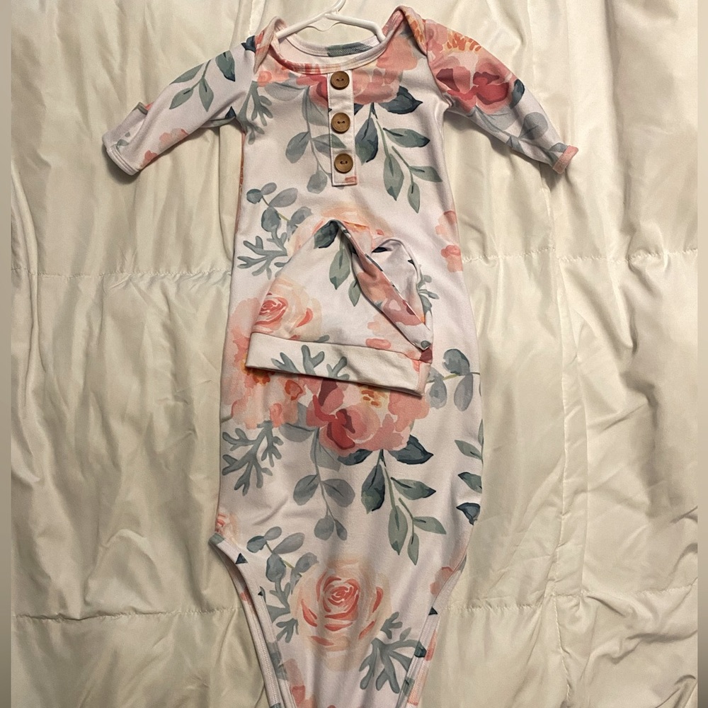 Caden Lane night gown